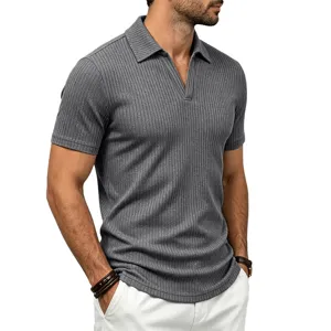 Polo de hombre de canalé con cuello en V manga corta, parte superior de punto casual.