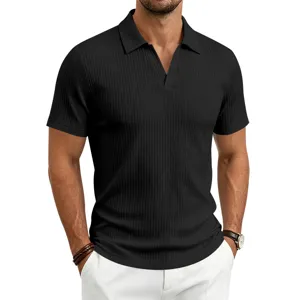 Polo negro acanalado con cuello en V para hombre manga corta top detalle verano.