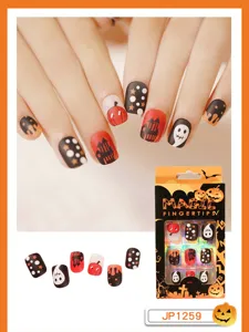 Halloween korte neppe nagels met schattige geest en pompoen ontwerp nagelkunst set
