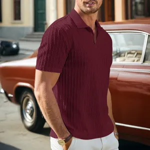 Polo de hombre de punto texturizado, elegante parte superior informal de manga corta.