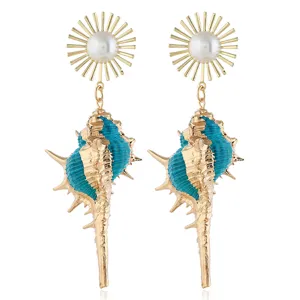 Vergoldete Ohrringe mit Sonnenmotiv Perle und blauem Muschel Anhänger modischer Ozean Stil
