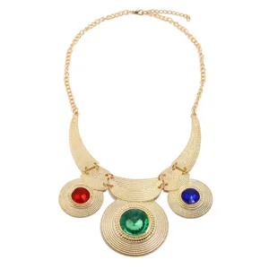 Vintage Gold Statement Halskette mit bunten roten grünen blauen Steinen Damen Modeschmuck.