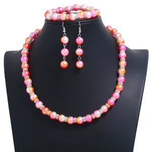 Stilvolles Farbverlauf Kunstperlen Halskette Armband und passendes Ohrringe 3er Set.