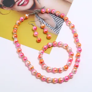Modisches elegantes Farbverlauf Perlen Schmuck Set Kette Armband und Ohrringe Damen.