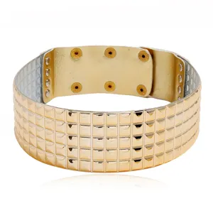 Punker Stil Gold Nieten Choker Halskette für Frauen, übertriebene breite Kragen Mode Schmuck.