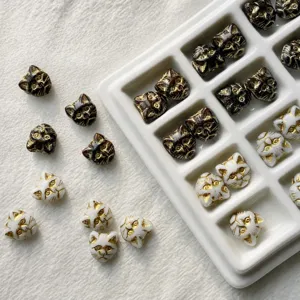 Handcrafted 12mm black white cat beads gold vintage Czech loose beads for DIY jewelry accessories.