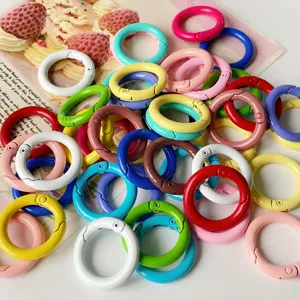 Bonbonfarbe Lackiert Legierung Runder Federring Schlüsselanhänger Taschenanhänger DIY Handgemachte Schmuckherstellung Zubehör