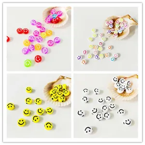 Perline piatte in acrilico con smiley giallo colorato per gioielli bracciali collane fai da te