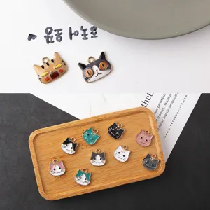 Giapponese carino gatto famiglia lega smalto DIY gioielli ciondoli orecchini accessori
