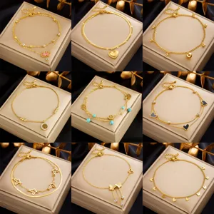 Chevillère Superposée Double Couche Rétro Strass Cœur Papillon Étoile Pendentif Bijou de Pied en Acier Inoxydable pour Femmes