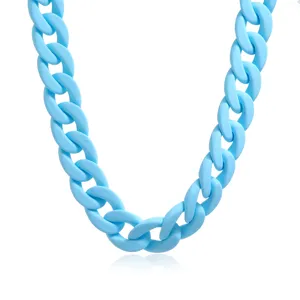 Hellblaue klobige Acryl Ketten Halskette, modische Bonbonfarben Statement Kette Schmuck.