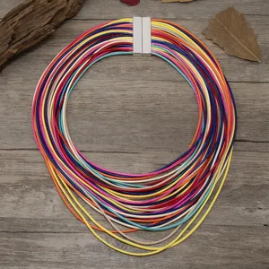 Collar de declaración de cordón colorido multicapa con cierre magnético de metal mujer.