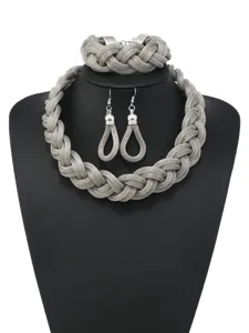 Silbernes geflochtenes Mesh Halskette Armband und Ohrringe dreiteiliges Set Schmuck
