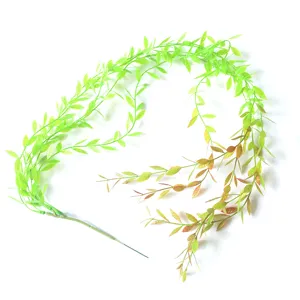 Finta vite di salice piangente per decorazione murale interna e matrimonio verde.
