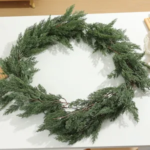 Künstlicher Kiefernkranz Weihnachts Türhänger Grüne Zeder Girlande Dekoration Details