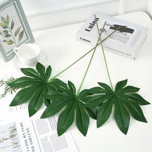 Foglie di monstera artificiali stile nordico decorazione per la casa dettagli parete verde.
