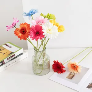 Fiori di gerbera artificiali colorati bouquet stelo corto decorazione soggiorno