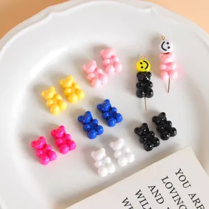 Perline ciondoli orsetto gommoso acrilico colorato accessori per la creazione di gioielli fai da te