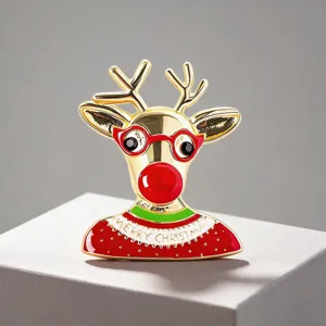 Broche de renne de Noel exquisite, epingle de mode en metal emaille pour tenue de fete.