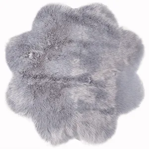 Fluffy flower-shaped grey plush rug for bedroom bedside tatami mat soft faux fur carpet.