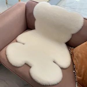 Faux rabbit fur cute bear shaped plush area rug for bedroom living room and children's room.