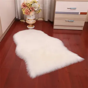Witte nepbont pluizige vloerkleed onregelmatige vorm zachte pluche mat voor slaapkamer woonkamer