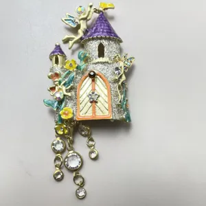 Vintage Fairy Tale Castle Brooch For Women Light Luxury Rhinestone Enamel Tassel Pendant Brooch Pin Jewelry Accessory