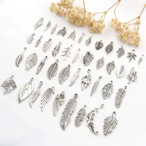 Antiek zilveren blad veer bedels metalen hangers voor DIY handgemaakte sieraden maken