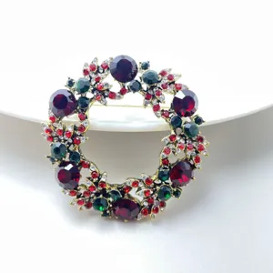 Spilla natalizia con corona di cristalli vintage dorata strass rossi verdi gioielli donna