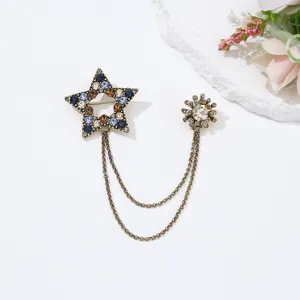Vintage crystal star chain brooch elegant alloy rhinestone decorative pin for women fashion jewelry