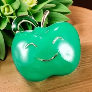 Cute green apple brooch enamel pin fashion clothing accessory cute smile design metal corsage pin