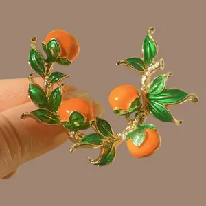 Vintage broche émaillée kaki, élégant corsage botanique plaqué or pour costume femme