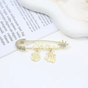 Exquisite gold rhinestone brooch pin with arabic design and charms for stylish apparel