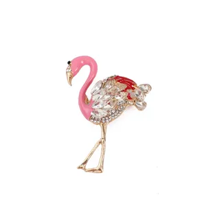 Charming rhinestone flamingo brooch, exquisite alloy enamel crystal animal pin for women apparel.
