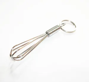 Portachiavi mini frusta in acciaio inossidabile simpatico ciondolo da cucina regalo