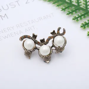 Vintage parel uil broche decoratieve speld antieke brons legering kleding accessoire