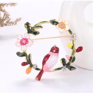 Niedliche Blumenkranz Vogel Brosche, exquisite Strass Emaille Legierung Anzug Accessoire.