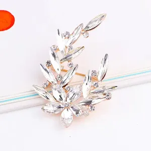 Kristal Glas Strass Bloem Broche Pin Mode Elegante Sieraden Accessoire voor Vrouwen