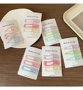 Set di fermagli per capelli macaron coreani, graziose mollette geometriche cave per lo styling.