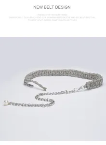 Detailed view of the Korean style rhinestone braided waist chain with elegant pearl drop.