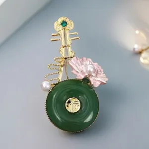 Chinese vintage style pipa brooch with green jade and pink flower for women apparel decor