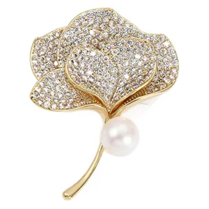 Elegante Luxus Rosen Brosche mit Zirkonia und Perle für Damen, schicker Anzugschmuck Pin.