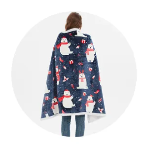 Couverture polaire douillette avec adorable motif d'ours polaire de Noël pour l'hiver.