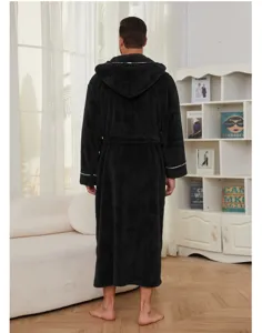 Peignoir à capuche en polaire noire pour homme avec ceinture, vêtement de nuit chaud d'hiver.