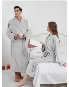 Cómodo albornoz gris de franela para parejas en otoño invierno, ropa de dormir larga y cálida.