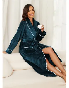 Women plush flannel long bathrobe winter cozy sleepwear lounge robe with belt and pockets