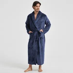 Dunkelblaue Herren Flanell Bademantel lang mit Reverskragen und Taschen für gemütliche Tage