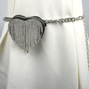 Bolso de cintura con strass en forma de corazón cadena plateada y flecos de cristales