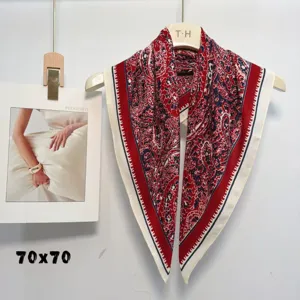 Women classic paisley printed square scarf silk feel elegant fashion neckerchief 70x70cm