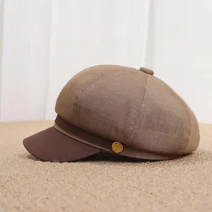 Casquette de gavroche marron rétro style coréen pour femme, accessoire chapeau octogonal automne.